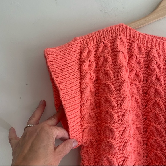 Crochet Vintage Coral Cap Sleeve Crew Sweater Women's Size Medium - Picture 3 of 14